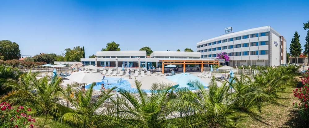 Hotel Bolero Біоград-на-Мору Екстер'єр фото
