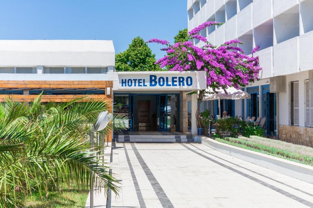 Hotel Bolero Біоград-на-Мору Екстер'єр фото